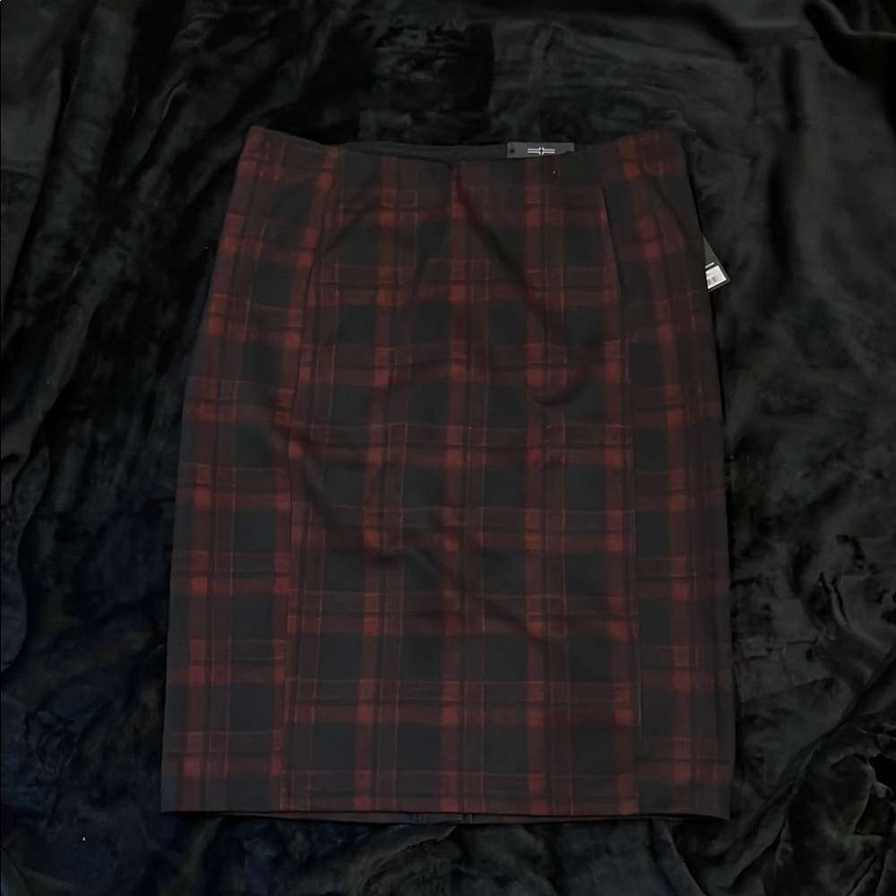 NWT Liverpool Bia Skirt - Black and Red Plaid Skirt